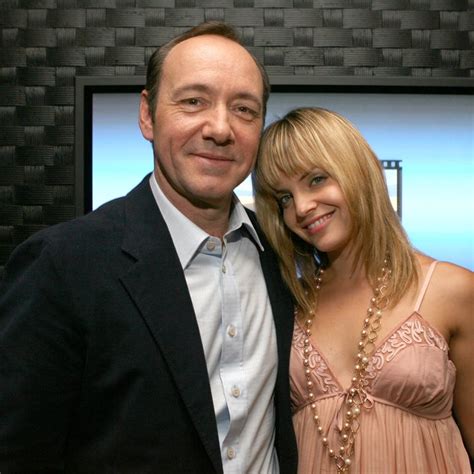 Mena Suvari Reflects on Strange Kevin Spacey Encounter ...